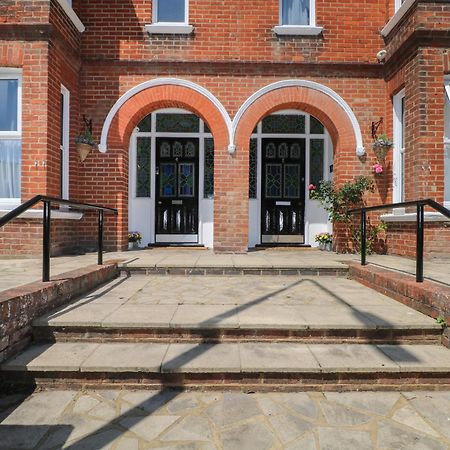 1 The Charleston Apartment Seaford Bagian luar foto